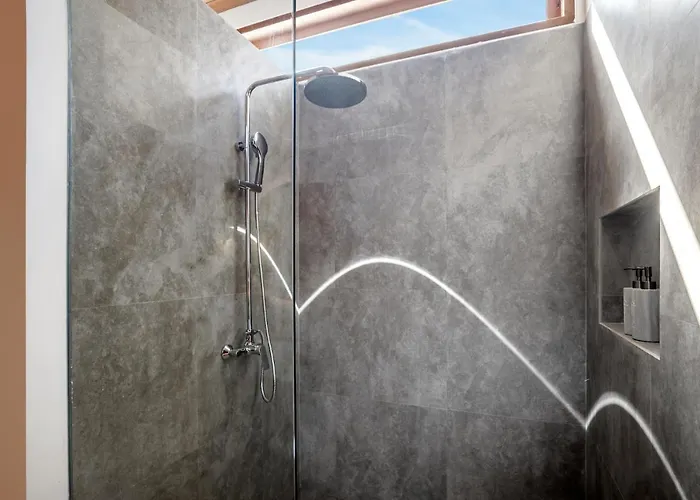 Nusantara Loft Rote By Alfred In Bali